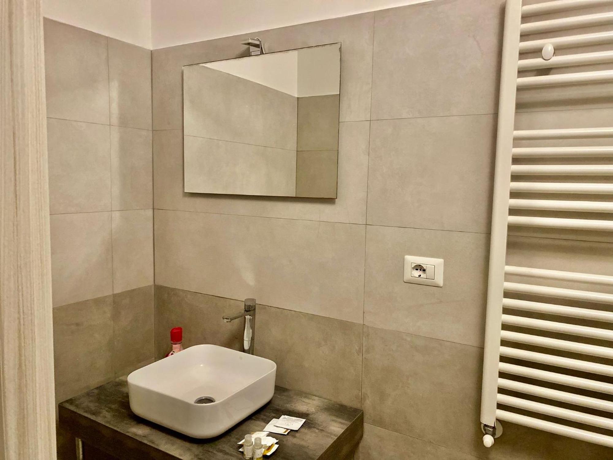 אסראלה Il Covo Rooms & Spa מראה חיצוני תמונה