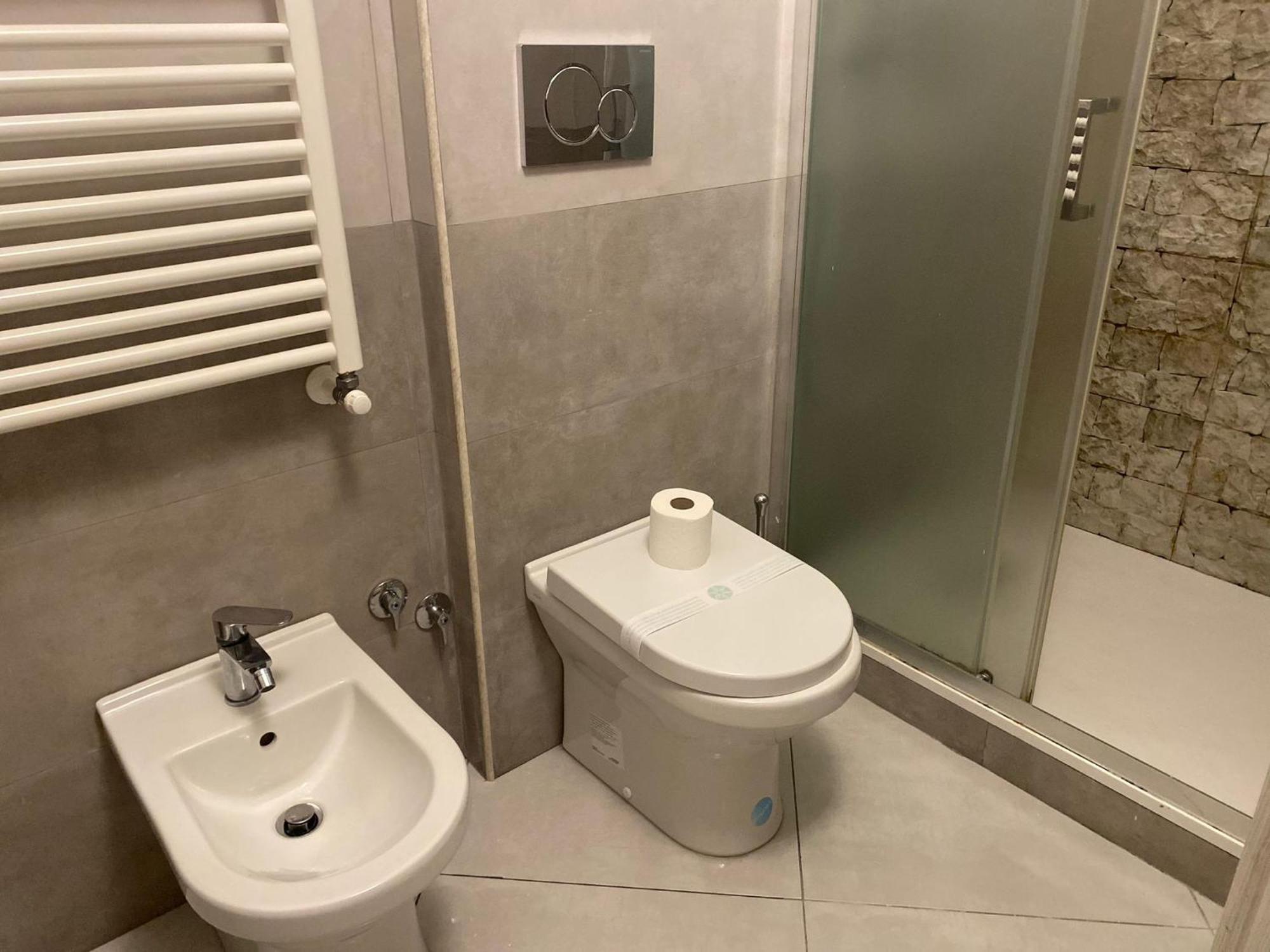 אסראלה Il Covo Rooms & Spa מראה חיצוני תמונה